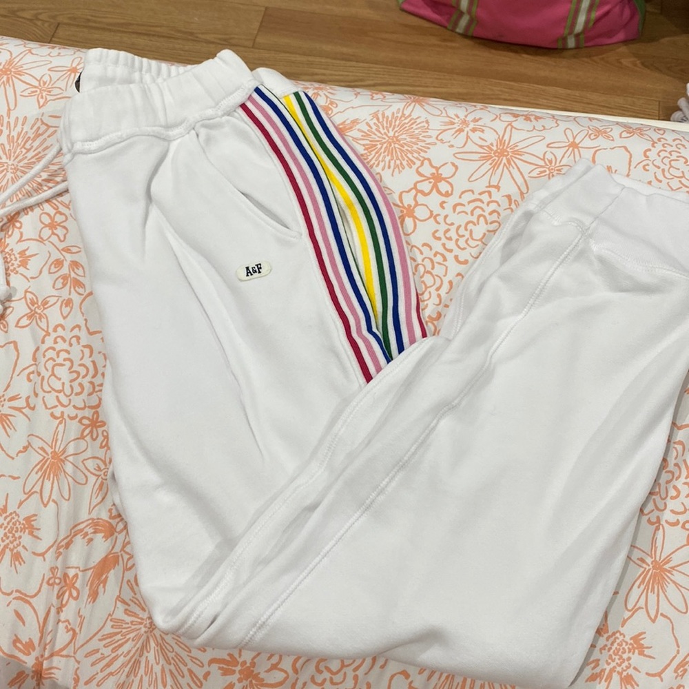 abercrombie & fitch sweatpants